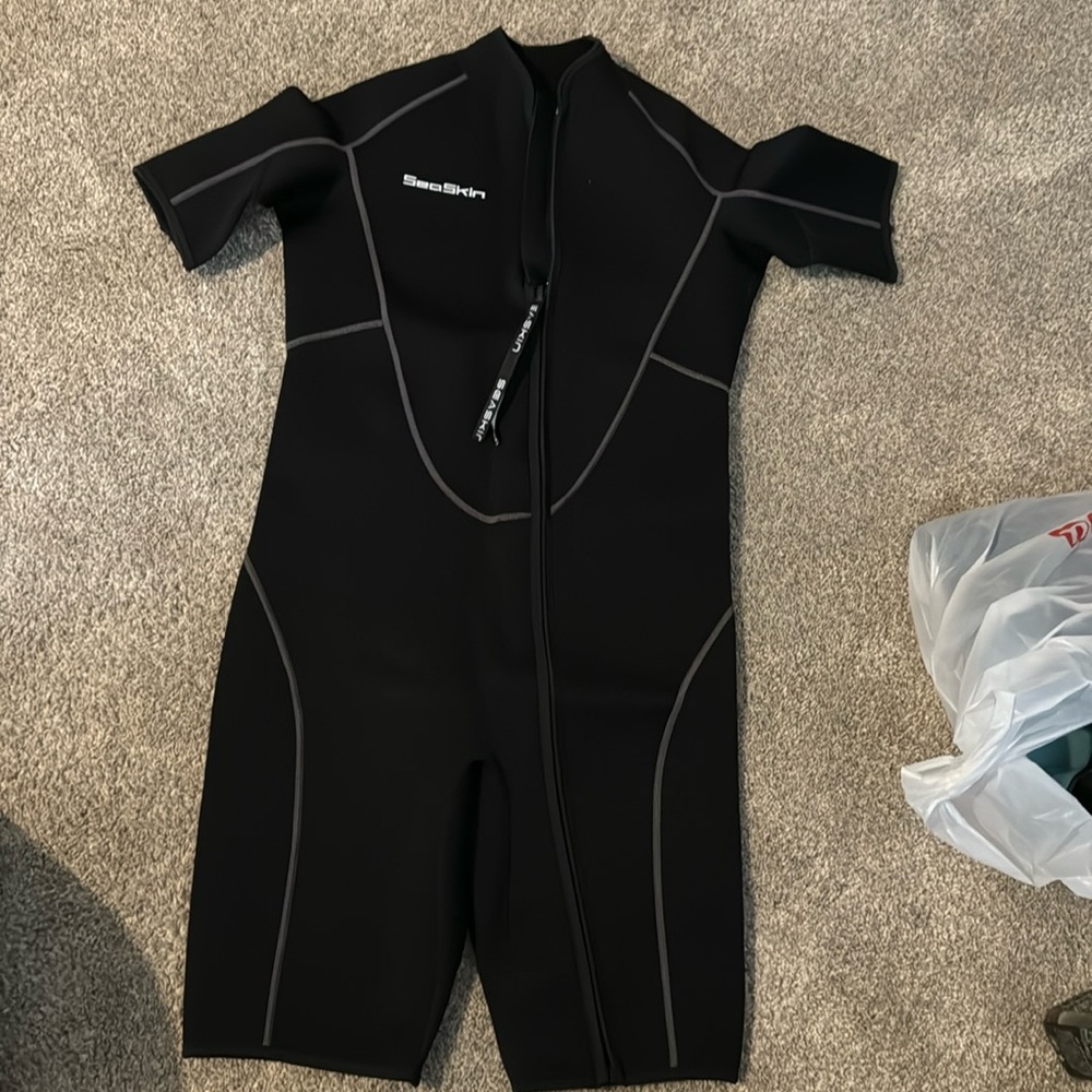 Skin Women's Black Shorty Wetsuit